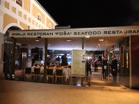 レストラン「FOSA]