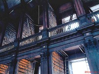 トリニティカレッジの図書館
