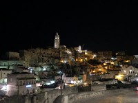 昨日のレストランからとは違う方向からの夜景。