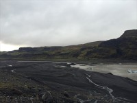 恐竜がいてもおかしくない風景