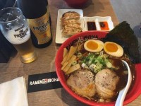 台湾版黒ラーメン！？