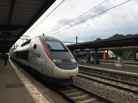 いざパリへTGV
