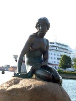 人魚姫の像