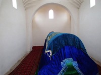 イル・アルスラン廟：これが（お墓？）