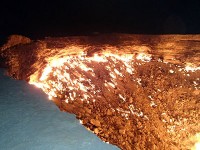 地獄の門：正面左