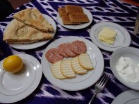 朝食