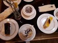 エミレーツ・パレス：金粉カプチーノ