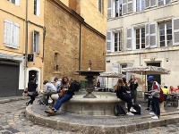 (16) Fontaine　Place Seraphine Gilly