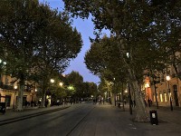 夜のミラボー通り