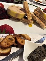 ここでは、初日にランチにフォアグラも頂きました。その時の写真。