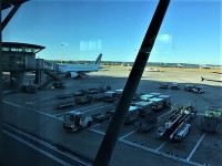パリ経由で成田空港へ