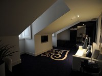 リスボンのホテル。この部屋のほかにベッドルーム、バスルーム、シャワールームがありました