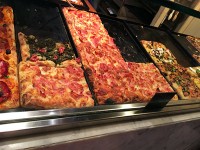 ピザ。安くておいしい！
