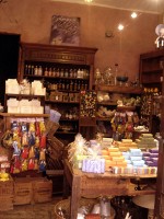 ルシヨン土産店