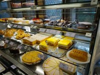 昼食はテュービンゲン大学の学食で。