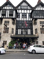 憧れのリバティプリントの聖地　リバティ・ロンドン
