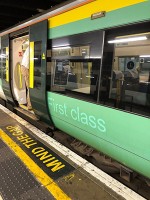 ビクトリア駅発