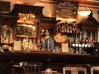 BARONY BAR 店内