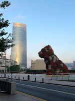 グッゲンハイム美術館が目の前