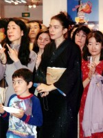 着物を着て参加してくださった現地の方も！