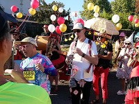 最初の楽団（ナイス仮装）