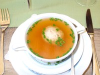 肉団子入りスープ