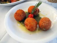 カマリビーチ