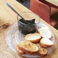 そして、タプナード。タプナードはハズレが無いので無難に美味しい。