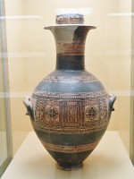 この地域で発掘された美術品
