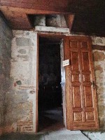 堂正面
