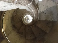 内観：階段