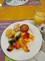 朝食