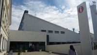 ガラス工房入口
