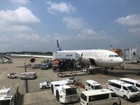 空港にて