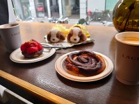 ストロイエ通りにある、カフェにて
