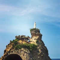 聖母の岩