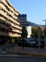 テニスクラブとイタリアが同格？