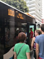 100番バスでニースに帰る
