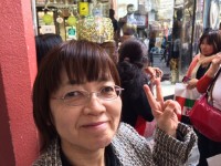 世界一のゴールドリング （姫の頭上のもの、ゴールド・スーク入口にあるお店に展示していました。）