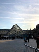 ルーブル美術館