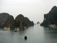 ハロン湾クルーズ船からの風景