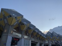 キューブハウス（Stayokay Rotterdam Cube Hostel）