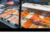 魚市場にて
