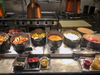 ホテルの朝食バイキングは充実しています