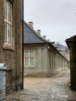デンマークデザインセンターのモノトーンな建物