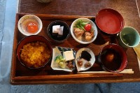全体に意外に薄味
