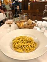 スパークリングは、ジュリエッタという名。スパゲティは、鴨肉！ブオーノ