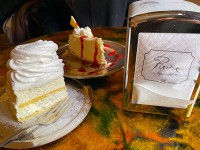 チョコレート専門店で甘い休憩タイム