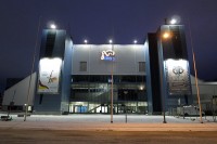 ライトアップされた会場のエスポーメトロアリーナ