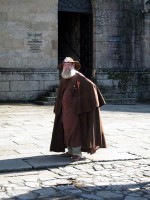 この人だ～れ？？修道士、それとも警備の人？分からない・・